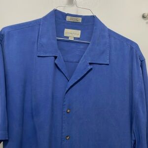 Cutter & Buck men’s XL silk shirt.
